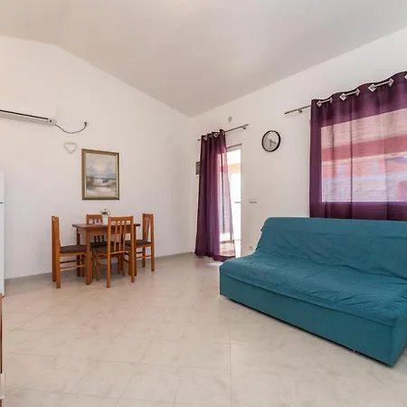 Apartment Zarko Vir